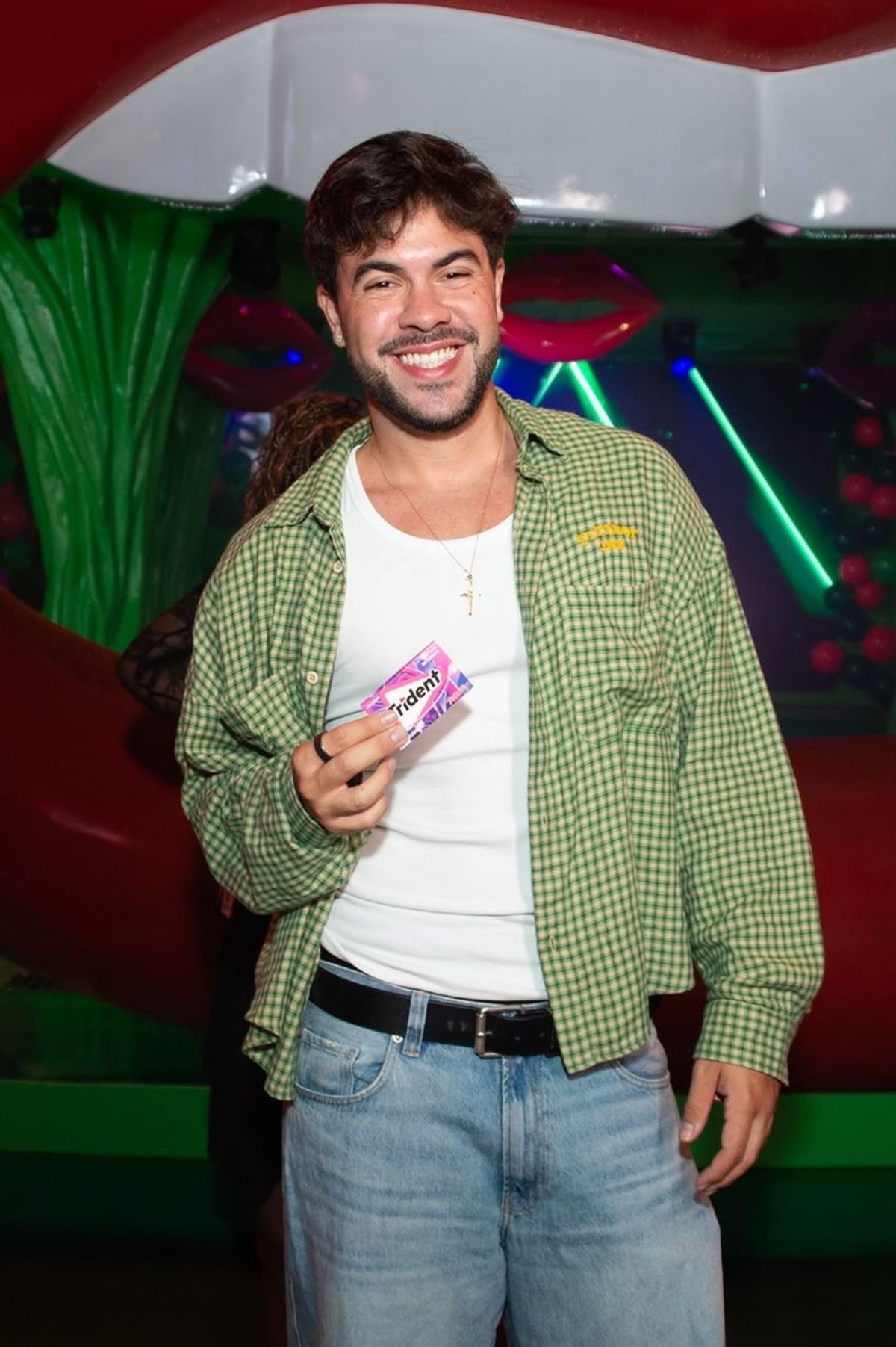 Álvaro agita Rock in Rio em ação da Trident e reforça presença publicitária