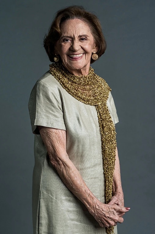 Artistas Prestam Homenagens a Laura Cardoso Após Seu Falecimento Aos 98 Anos
