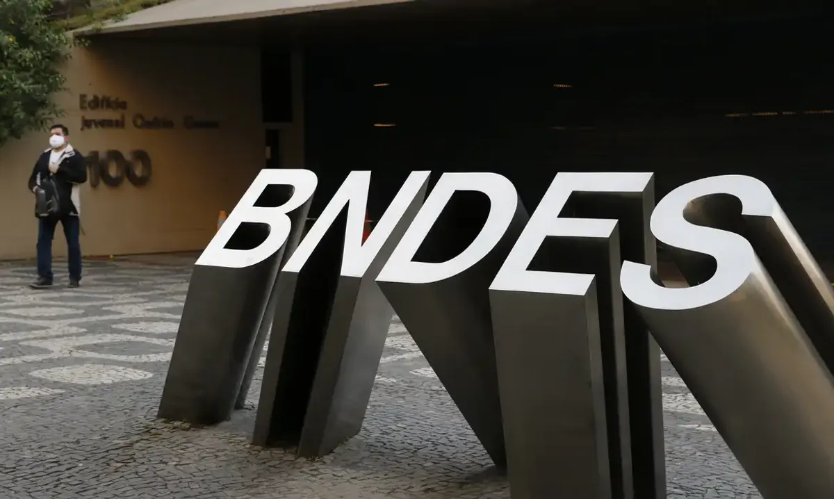 BNDES Move Motoristas eleva teto para R$ 200 mil e atualiza critérios de híbridos