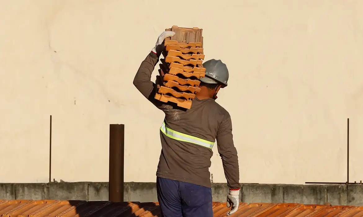 Custo da Construção Civil no Brasil Apresenta Elevação em Julho