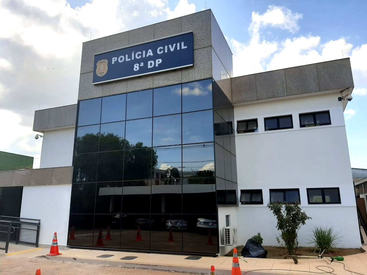 Homem é preso após furtar ônibus e dirigir de forma perigosa no Distrito Federal