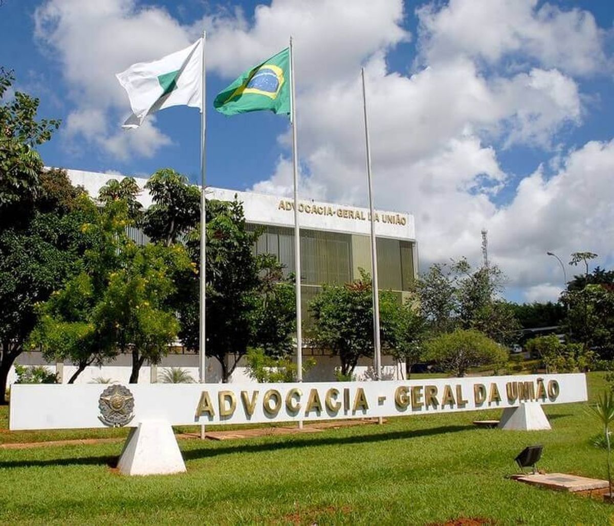 Independência da AGU: entidades manifestam preocupação com relatório de inteligência