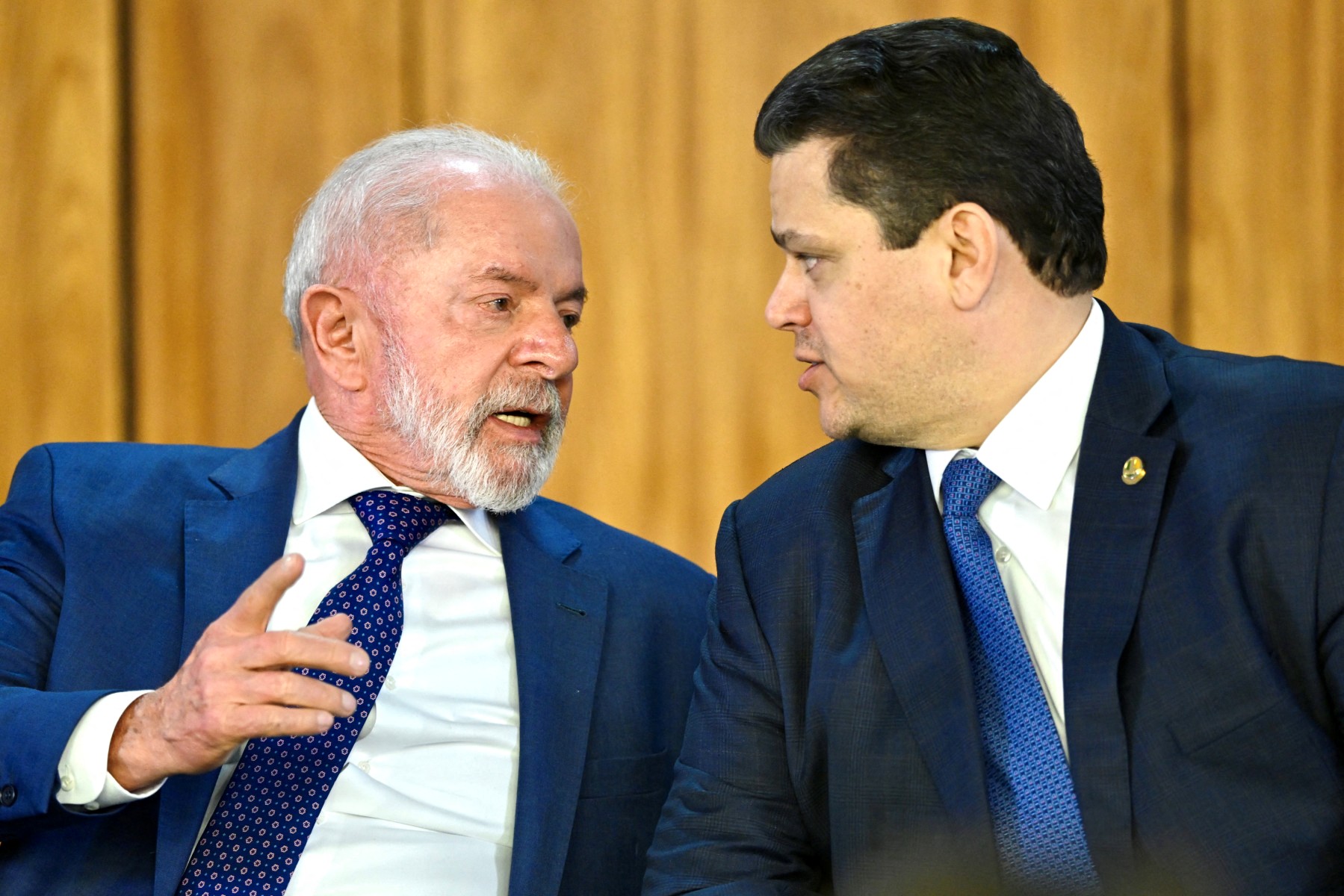 Lula visita Amapá para destacar descobertas de petróleo e fortalecer aliança política