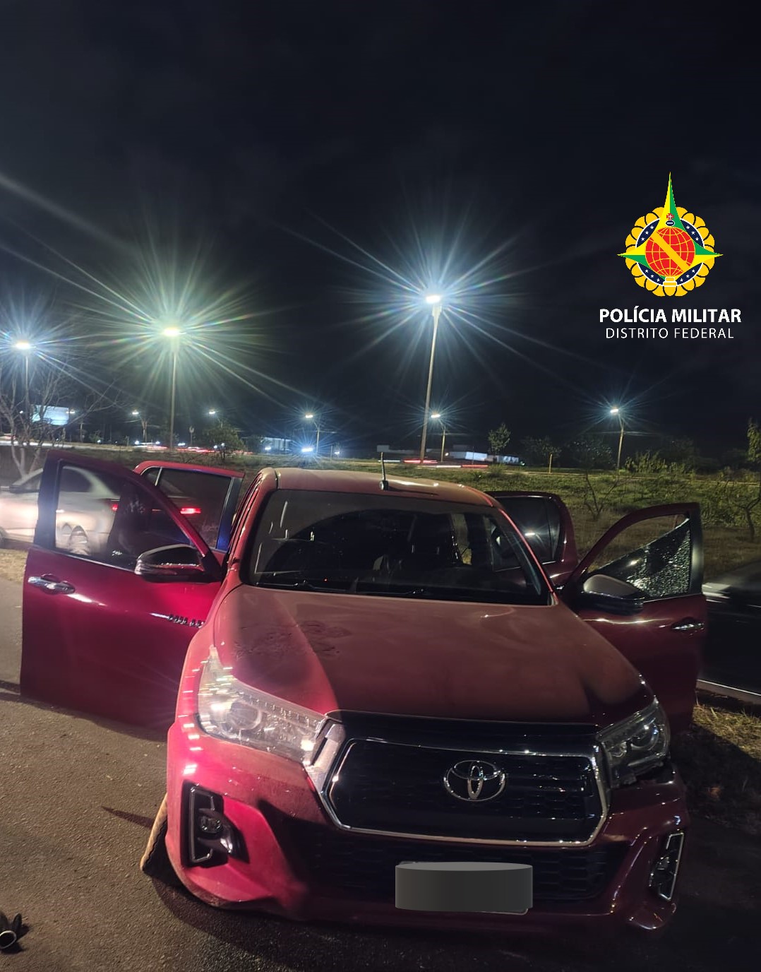 Perseguição Policial no Park Way Resulta na Recuperação de Hilux Furtada