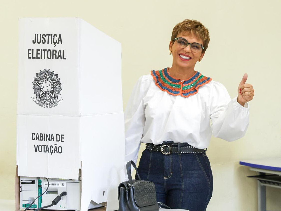 Pesquisa Datafolha em Minas Gerais aponta Marília Campos na liderança para o Senado, com empate técnico entre candidatos