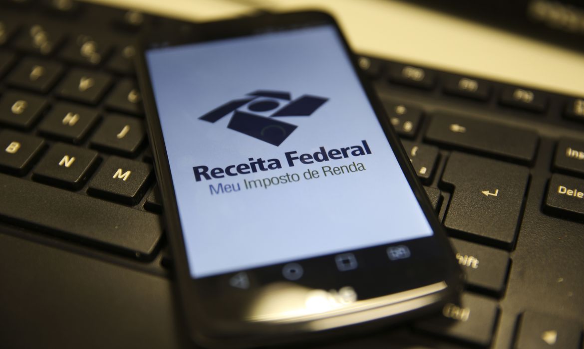 Receita Federal libera consulta ao quarto lote de restituição do IR 2026 com mais de R$ 1,2 bilhão