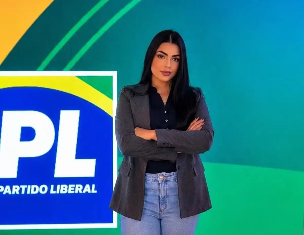 Sophia Barclay: Discrepância em Declaração de Escolaridade ao TSE