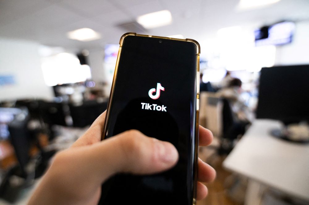 TikTok multado em R$ 153,7 milhões por coleta de dados de crianças no Brasil