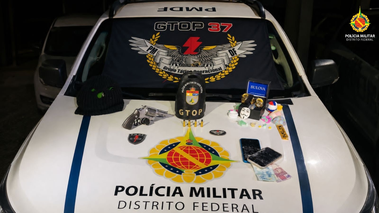 Três pessoas detidas com revólver, cocaína e ecstasy em Vicente Pires