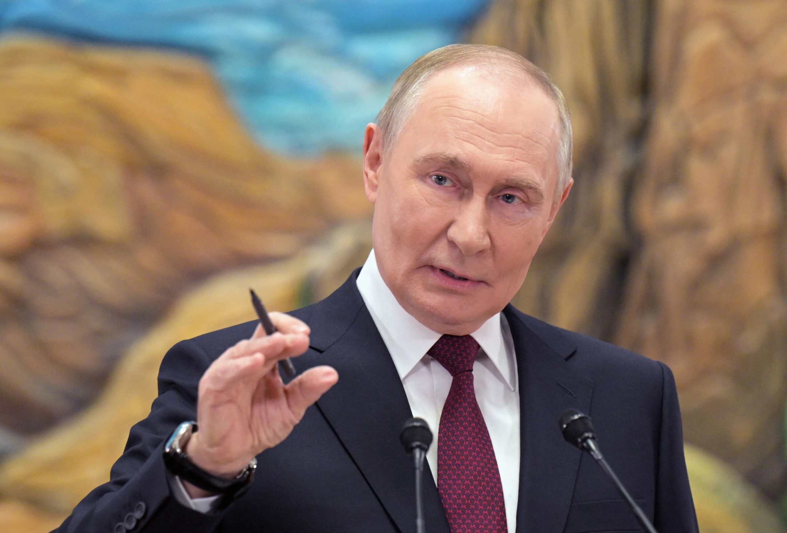 Visita de Putin às Ilhas Curilas reacende disputa territorial com o Japão