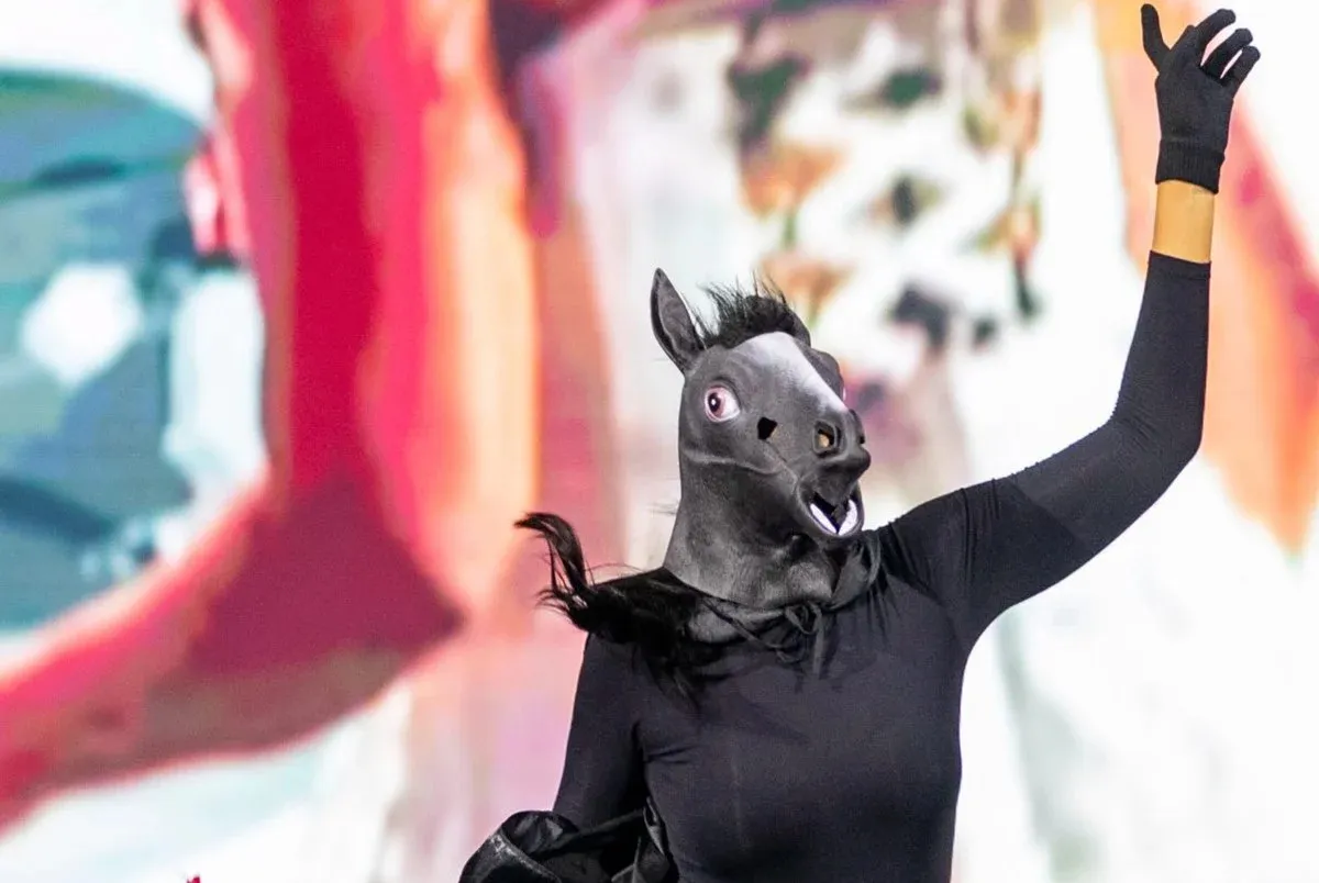 Daniela Mercury faz protesto com 'Dark Horse' no Rock in Rio