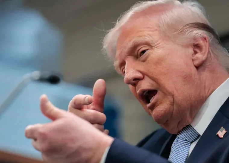 Trump afirma que EUA fabricam armas sofisticadas em ritmo recorde